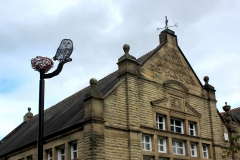 Horbury_owl_horiz_library